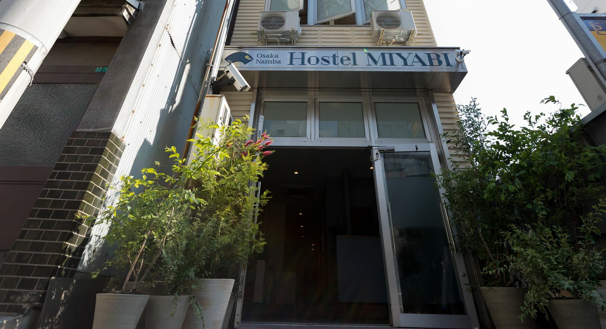 Osaka Namba Hostel Miyabi Exterior photo